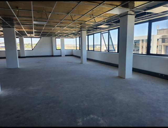 684M² OFFICE TO LET IN VORNA VALLEY